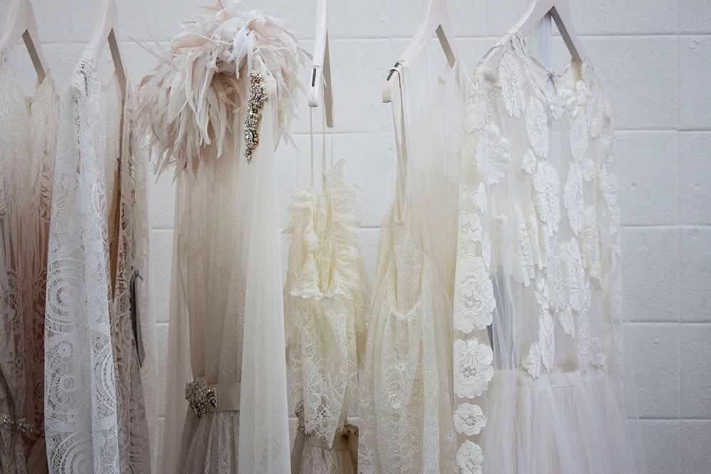 Perchas para ropa de seda
